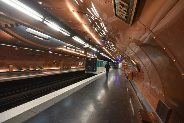 Metro Arts and Craftmanship (Arts et Mtiers) Paris / FRANCE 