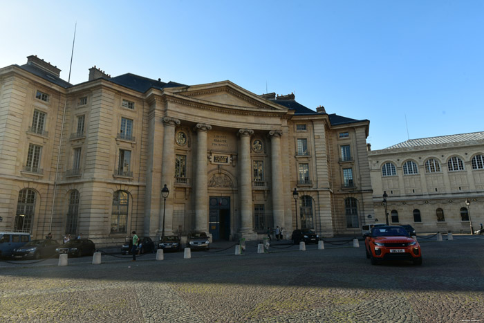 Faculteit van Rechten Parijs in Paris / FRANKRIJK 