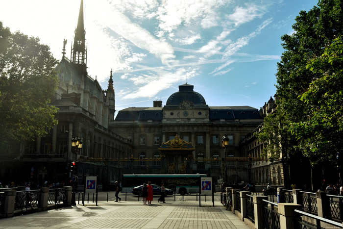 Justitiepaleis Parijs in Paris / FRANKRIJK 