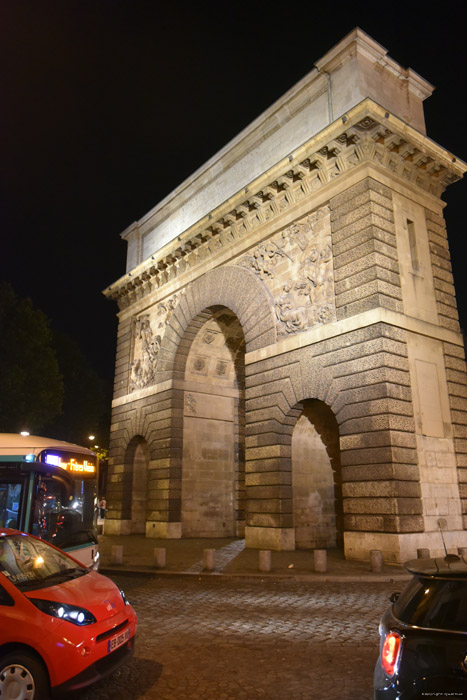 Porte Saint Martin Paris / FRANCE 