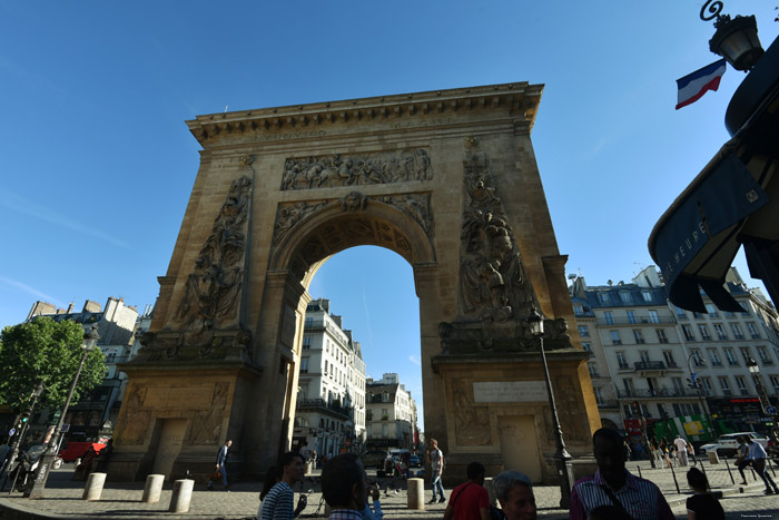 Sint Denis Poort Parijs in Paris / FRANKRIJK 