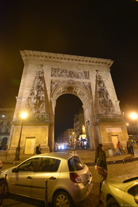 Porte Saint Denis Paris / FRANCE 