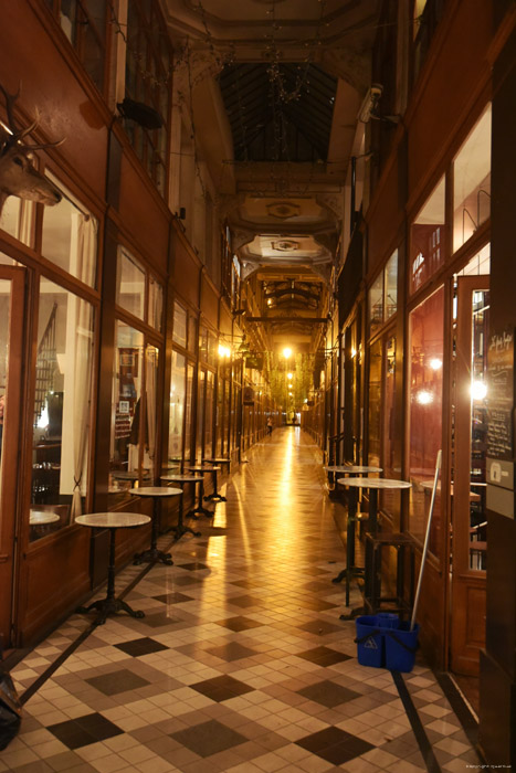 Passage van het Grote Hert Parijs in Paris / FRANKRIJK 