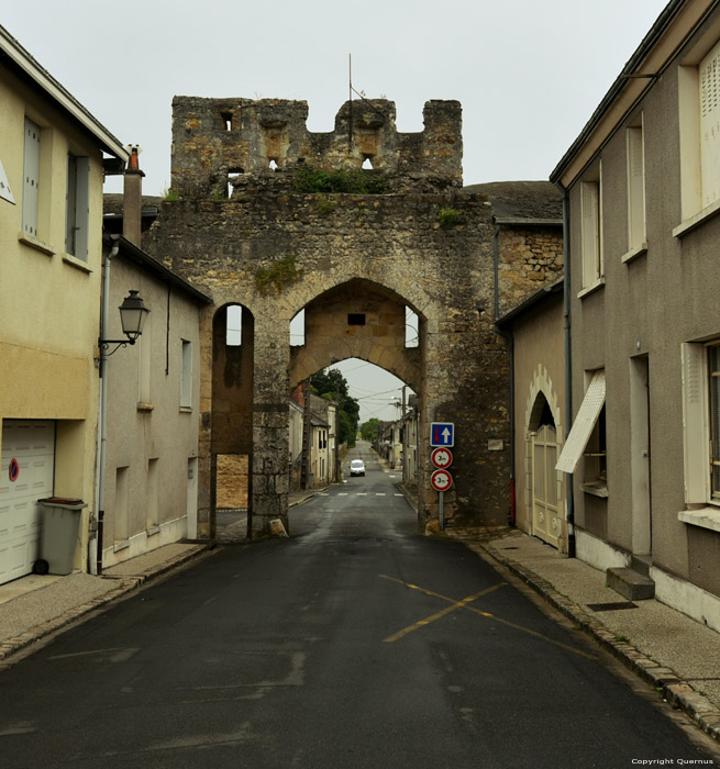 Nieuwe Poort Montreuil-Bellay / FRANKRIJK 