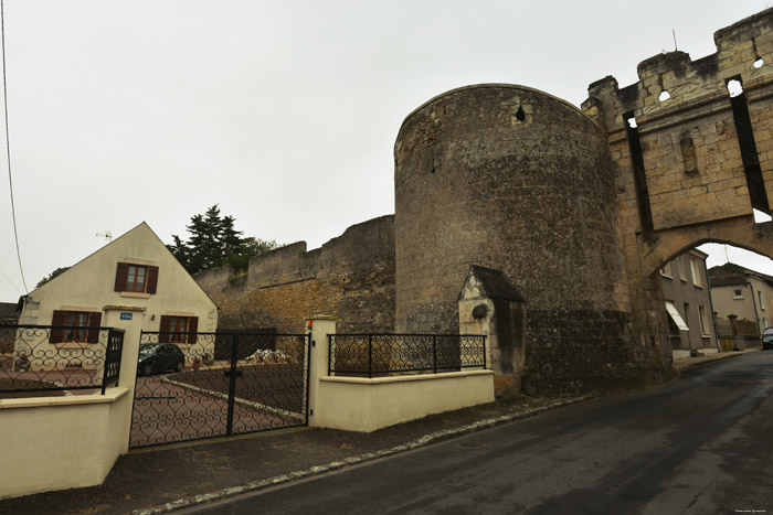 Nieuwe Poort Montreuil-Bellay / FRANKRIJK 