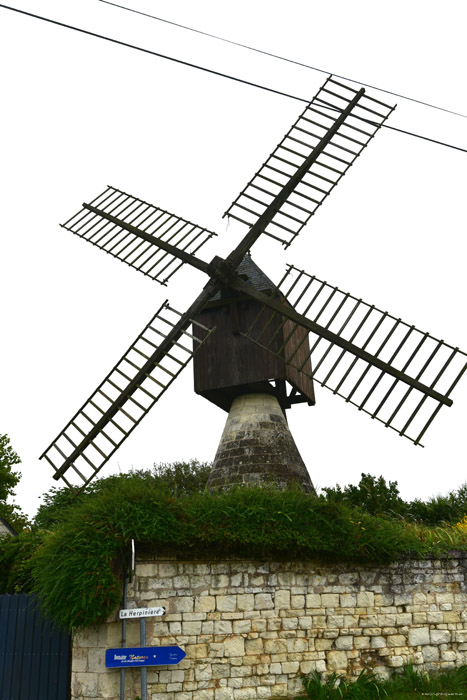 Molen van de Herpinire Turquant / FRANKRIJK 