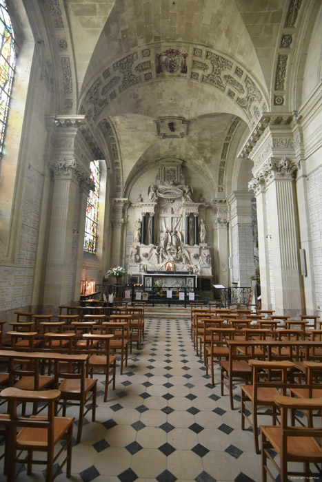 Notre-Dame Des Ardilliers Saumur / FRANCE 