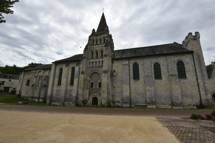 Onze-Lieve-Vrouwekerk (Cunault) Chnehutte-Trves-Cunault / FRANKRIJK 
