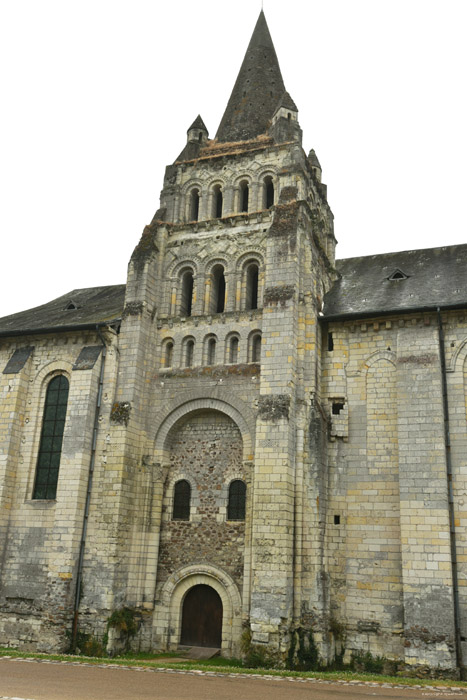 Onze-Lieve-Vrouwekerk (Cunault) Chnehutte-Trves-Cunault / FRANKRIJK 