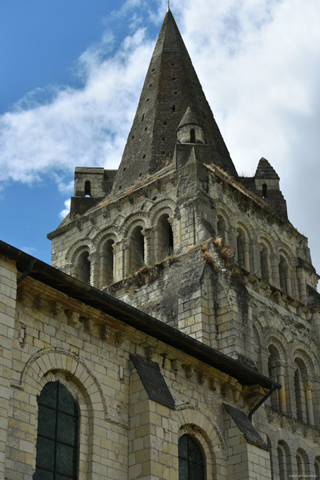 Onze-Lieve-Vrouwekerk (Cunault) Chnehutte-Trves-Cunault / FRANKRIJK 