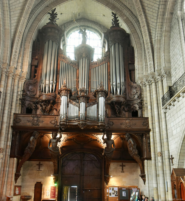 Sint-Mauritskathedraal Angers / FRANKRIJK 