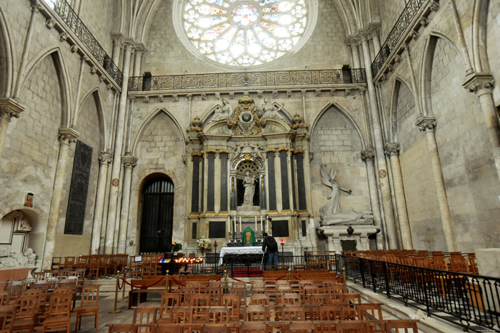 Sint-Mauritskathedraal Angers / FRANKRIJK 