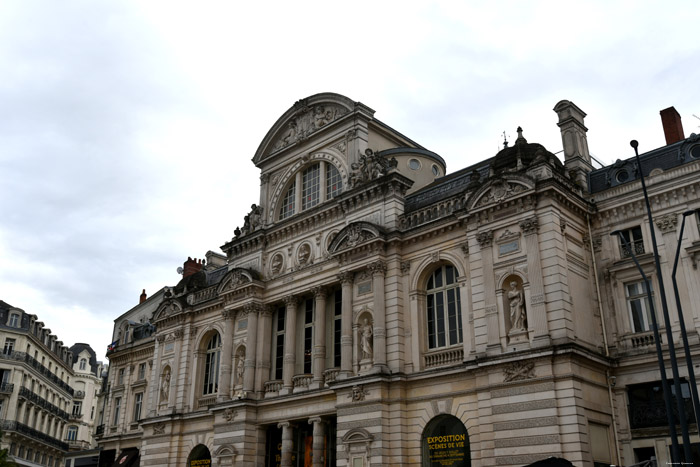 Large Theatre Angers / FRANCE 