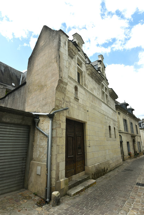 Huis met Beeldnis Chinon / FRANKRIJK 