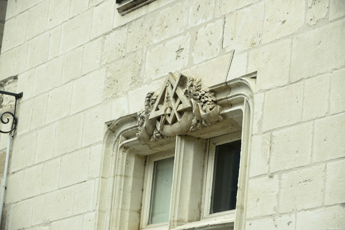 Building Chinon / FRANCE 