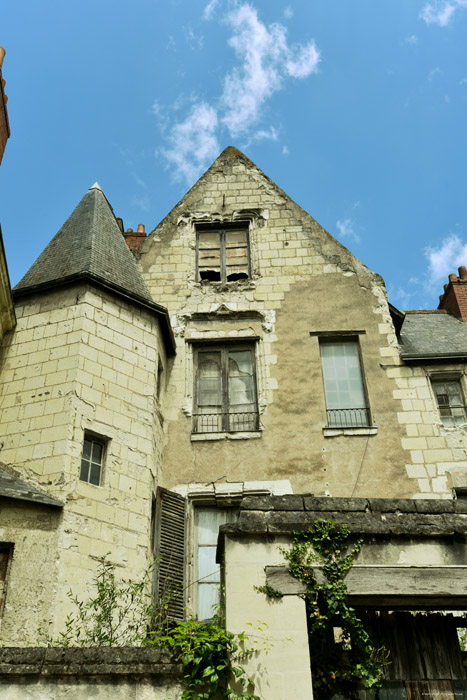 Building Chinon / FRANCE 