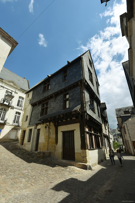 Building Chinon / FRANCE 