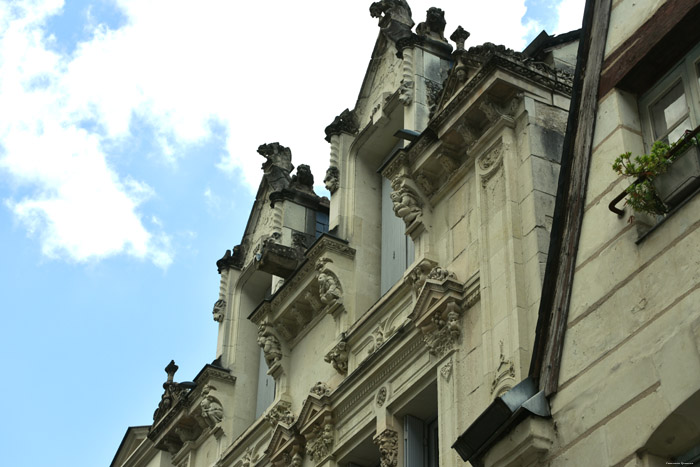 Maison Chinon / FRANCE 