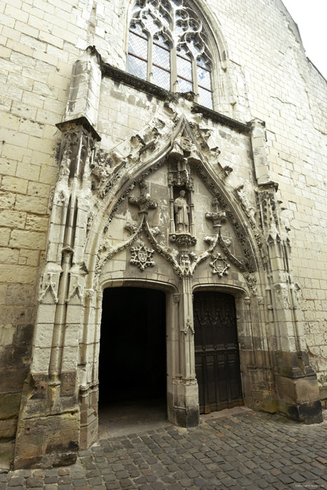 Sint Etiennekerk Chinon / FRANKRIJK 