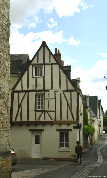 Huis met Vakwerk Chinon / FRANKRIJK 