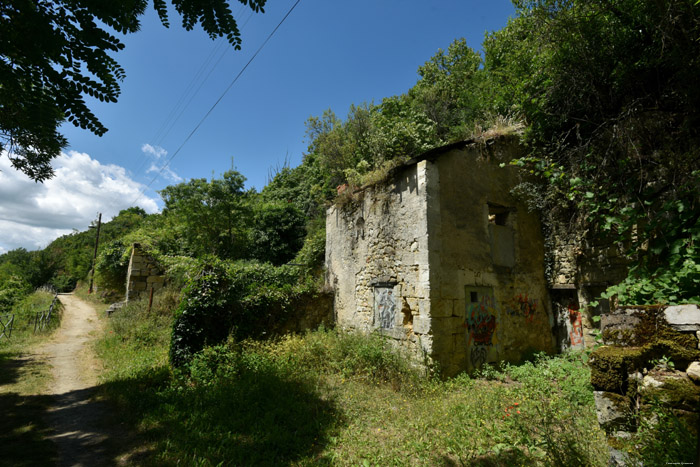 Ruine van Huis Chinon / FRANKRIJK 