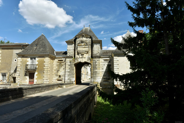 City Gate Richelieu / FRANCE 