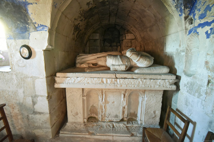 Onze-Lieve-Vrouwekerk Rivire / FRANKRIJK 