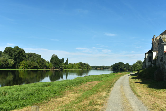 View on Vienne River Rivire / FRANCE 