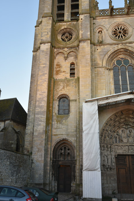 Onze-Lieve-Vrouwekathedraal Senlis / FRANKRIJK 