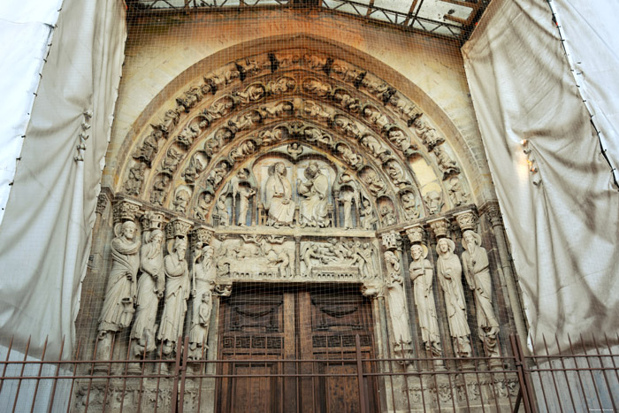 Cathédrale Notre Dame Senlis / FRANCE 