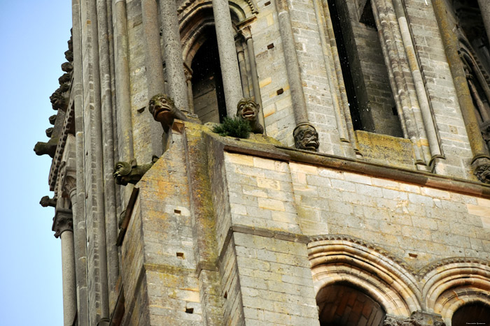 Onze-Lieve-Vrouwekathedraal Senlis / FRANKRIJK 