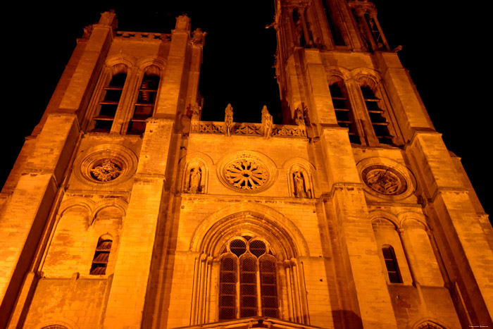 Onze-Lieve-Vrouwekathedraal Senlis / FRANKRIJK 