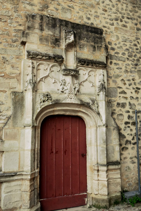 Building Senlis / FRANCE 