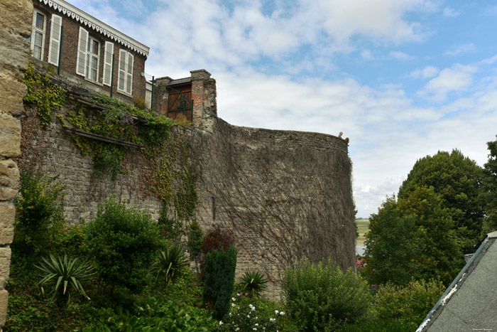 City Walls Saint-Valry-sur-Somme / FRANCE 