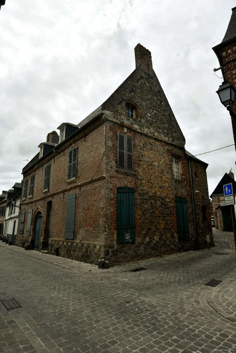 Btiment Saint-Valry-sur-Somme / FRANCE 