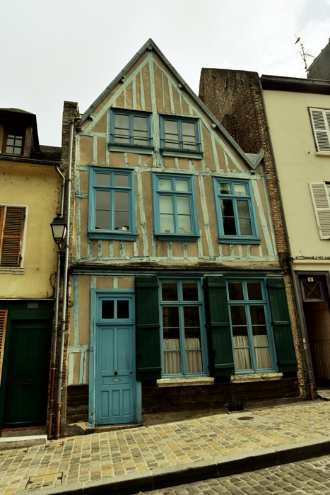 House with Timber Framing AMIENS / FRANCE 