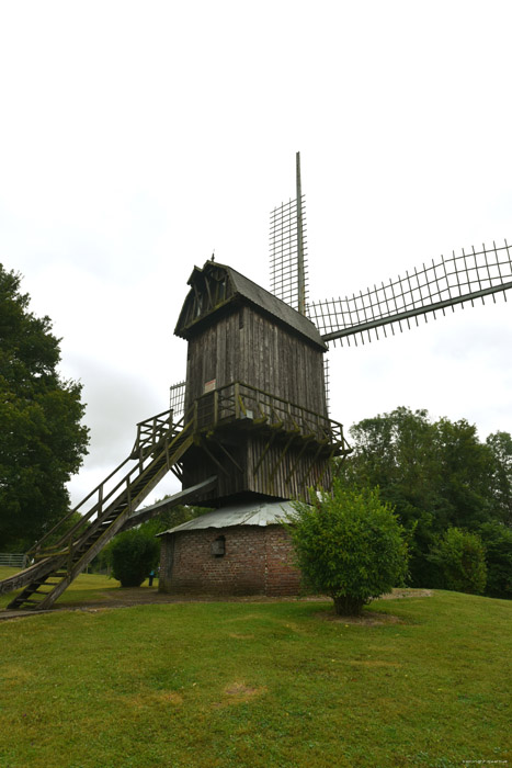 Belcan Molen Naours / FRANKRIJK 