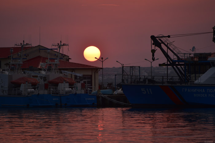 Zonsondergang vanaf Haven Sozopol / Bulgarije 