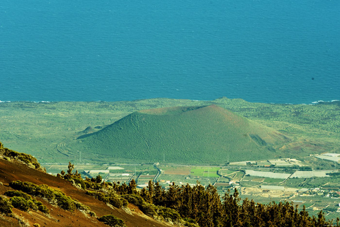 Zicht op vulkaan van Guimar Samarines / Tenerife (Spanje) 