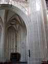 Sint-Pieterskerk LEUVEN foto: Detail pijlers