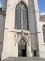 Onze-Lieve-Vrouw-ter-Kapelle BRUSSEL-STAD / BRUSSEL foto: Detail ingang en raam