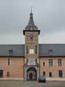 : Toren vanaf de poort (zuiden)