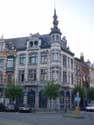 Identieke hoekgebouwen SCHAARBEEK picture: 