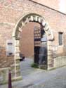 Woning van Guy Morillon LEUVEN / BELGI: Detail poort