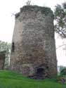 Kasteel en donjon van Walhain (te Walhain-Saint-Paul) WALHAIN / BELGIË: Toren binnen muren