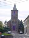 Kerk MONT-SAINT-GUIBERT / BELGI: Voorgevel