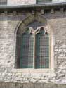 Sint-Etiennekerk (te Seilles) ANDENNE / BELGIË: Gotisch spitsboogvenster