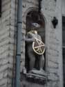 Poortersloge BRUGGE / BELGI: Brug Beertje met wapenschild van de ridderlijke steekspelvereniging 'De Witte Beer'