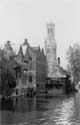 Belfort van Brugge en hallen (halletoren) BRUGGE / BELGIË: Voor deze foto uit 1938 danken we Pim Vermeulen