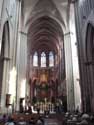 Sint-Salvatorskathedraal BRUGGE foto: Zicht op het 13e eeuws gotisch koor met het kruisribgewelf en de bundelpijlers.